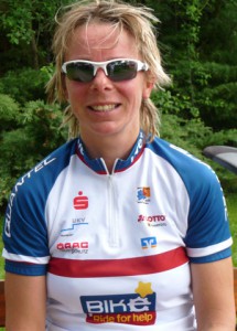 Petra wurde beim Radrennen in Dautphe siebte im Elitefeld der Damen